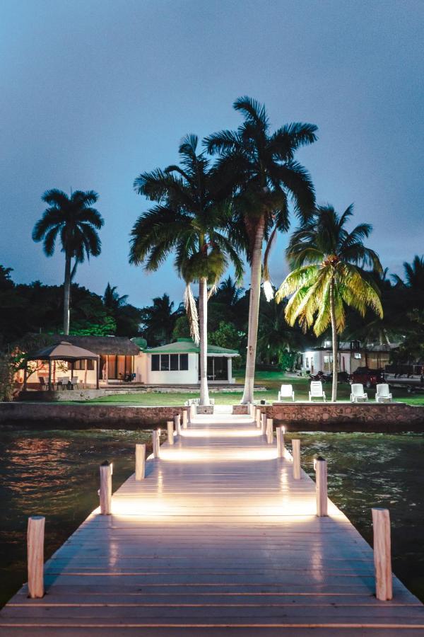 Royal Palm Bacalar Cabanas & Lagoon Club Exteriér fotografie